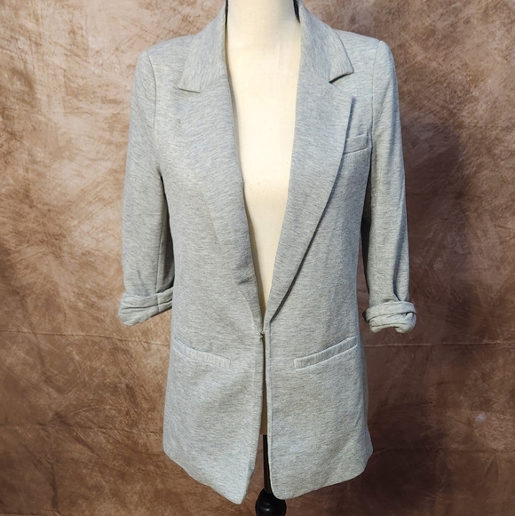 Forever 21 Jackets & Blazers - Forever 21 Heather Gray Knit Blazer – Ruched Sleeve – Size S